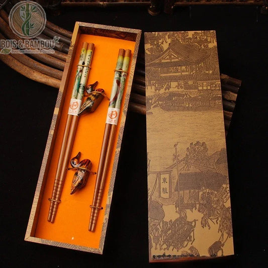 Coffret baguettes bambou peint modele D motif vintage chinois, ecrin orange, Bois et Bambou Eco