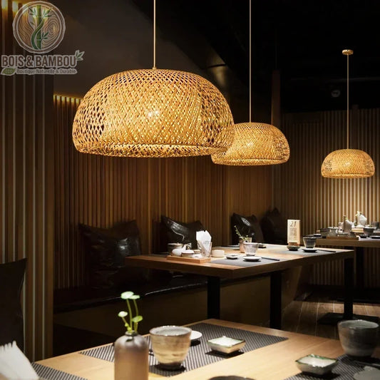 Lanternes bambou tressées demi-sphère restaurant japonais décoration naturelle