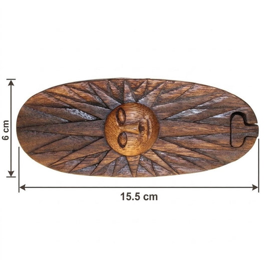 Boîte à bijoux en bois sculpté soleil, dimensions 15 par 6,5 par 6 cm