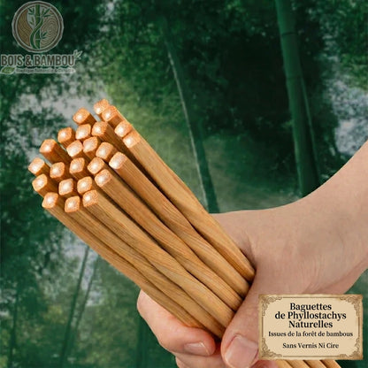 Main tenant bouquet baguettes bambou spirale foret bambou arriere-plan label phyllostachys sans vernis - Bois et Bambou Eco
