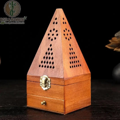 Encensoir pyramide bois modèle 1 motif gouttes triangles teinte claire fond noir