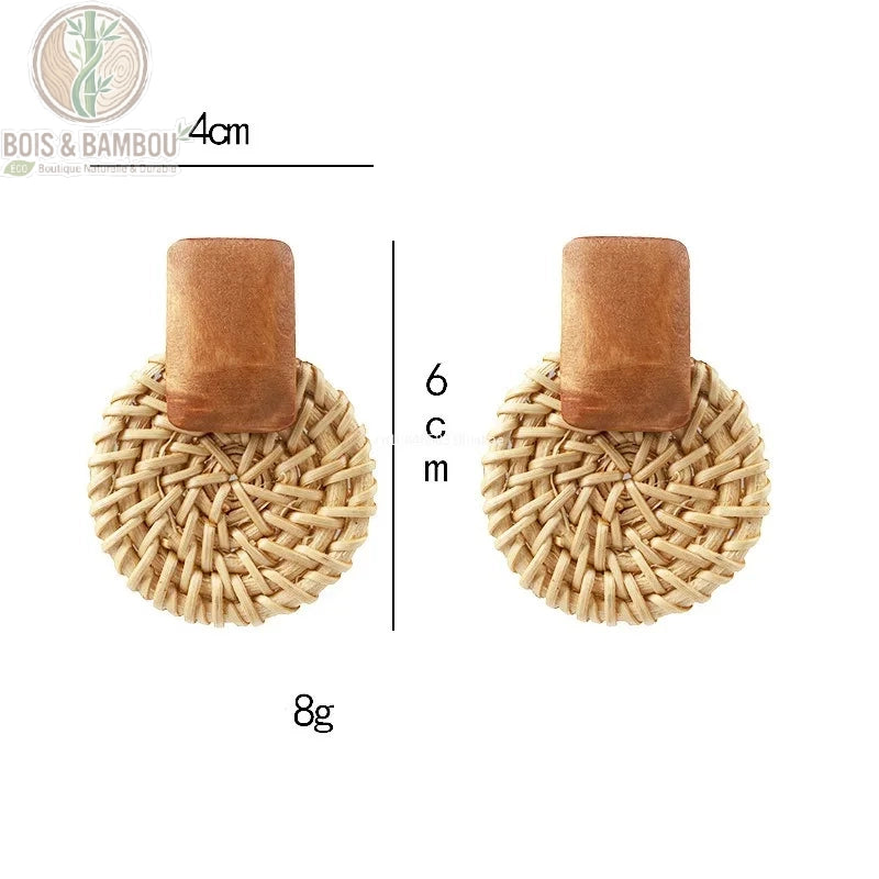Dimensions boucles d'oreilles pendantes en rotin et bois naturel tressé main