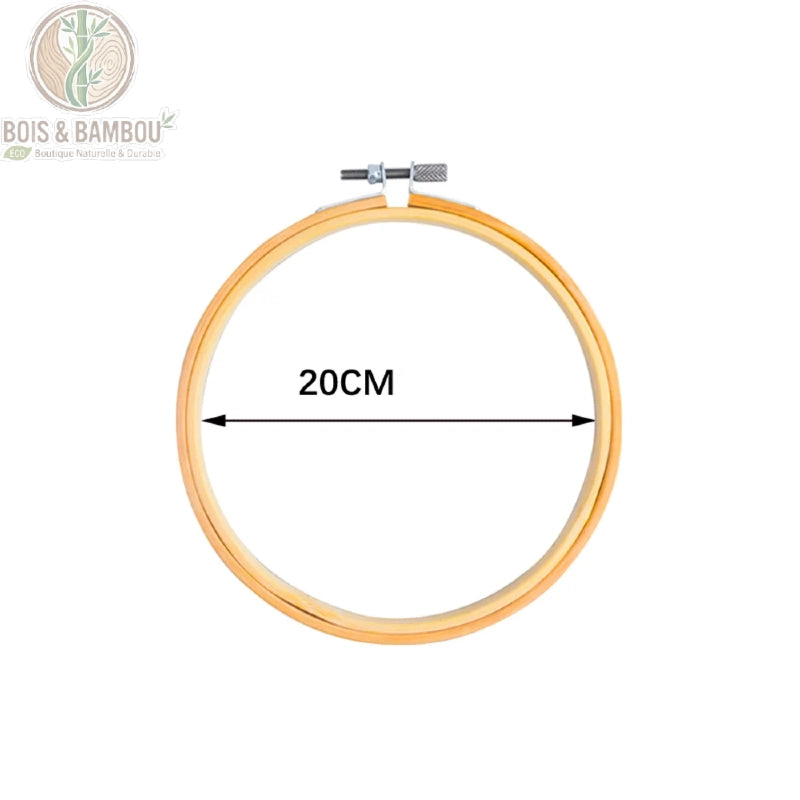 Cercle de broderie en bambou naturel diametre 20 cm avec vis de serrage