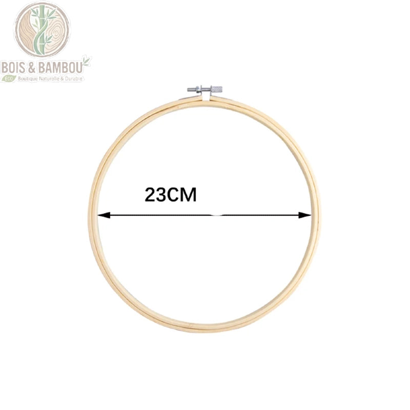 Cercle de broderie en bambou naturel diametre 23 cm avec vis de serrage
