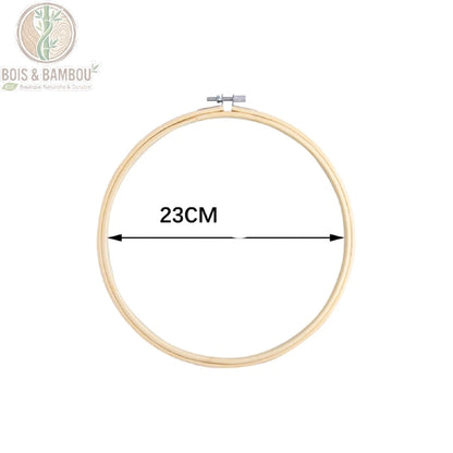 Cercle de broderie en bambou naturel diametre 23 cm avec vis de serrage