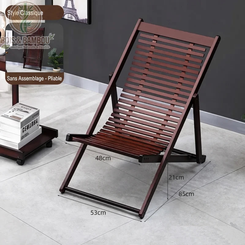 Chaise Longue en Bambou modele4. Chaise pliante en bambou teinté sombre avec dimensions affichées (53x85 cm), style classique sans assemblage, présentée dans un salon moderne.