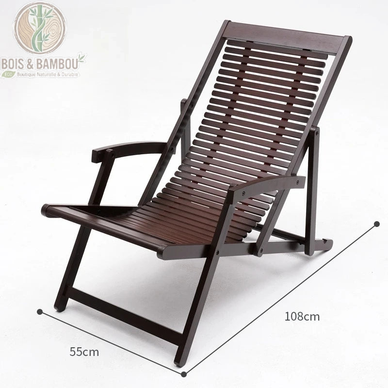 Chaise de Detente en Bambou 2. Infographie d'une chaise longue pliante en bambou marron foncé avec ses dimensions : 108 cm de longueur et 55 cm de largeur sur un fond blanc épuré.
