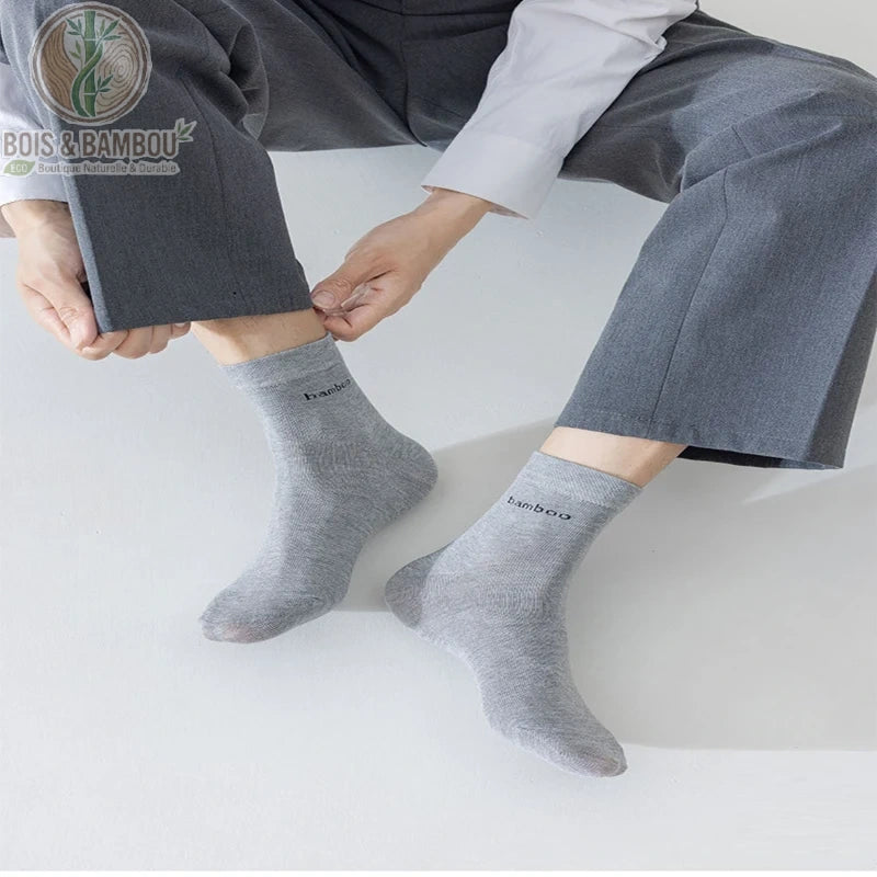 Chaussettes homme en bambou portées, tombé sur la cheville