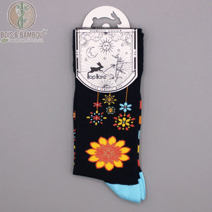 Chaussettes en fibre de bambou motif fleurs de mandala dans leur emballage