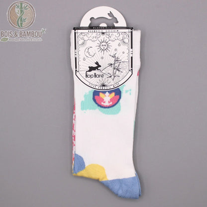 Paire de chaussettes en bambou motif mandala pastel à plat