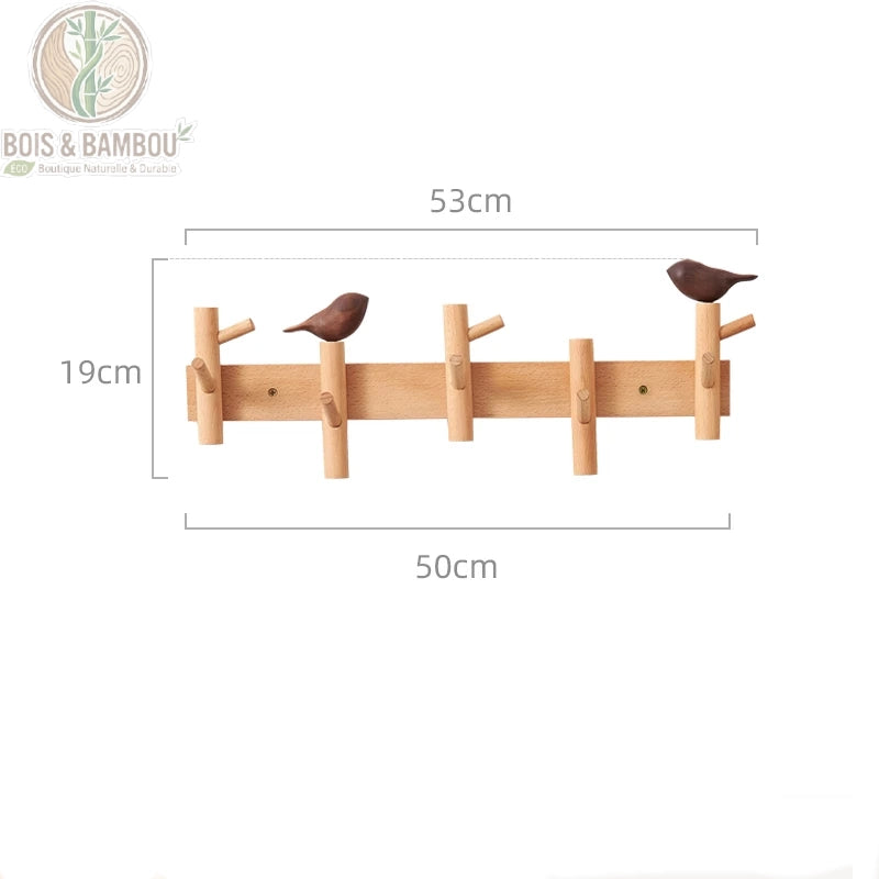 Cintre Mural en Bois 5 crochets claire 2 deco. Un porte-manteau mural en bois clair de 53 cm avec cinq crochets et deux oiseaux décoratifs marron, affichant ses mesures sur fond blanc.