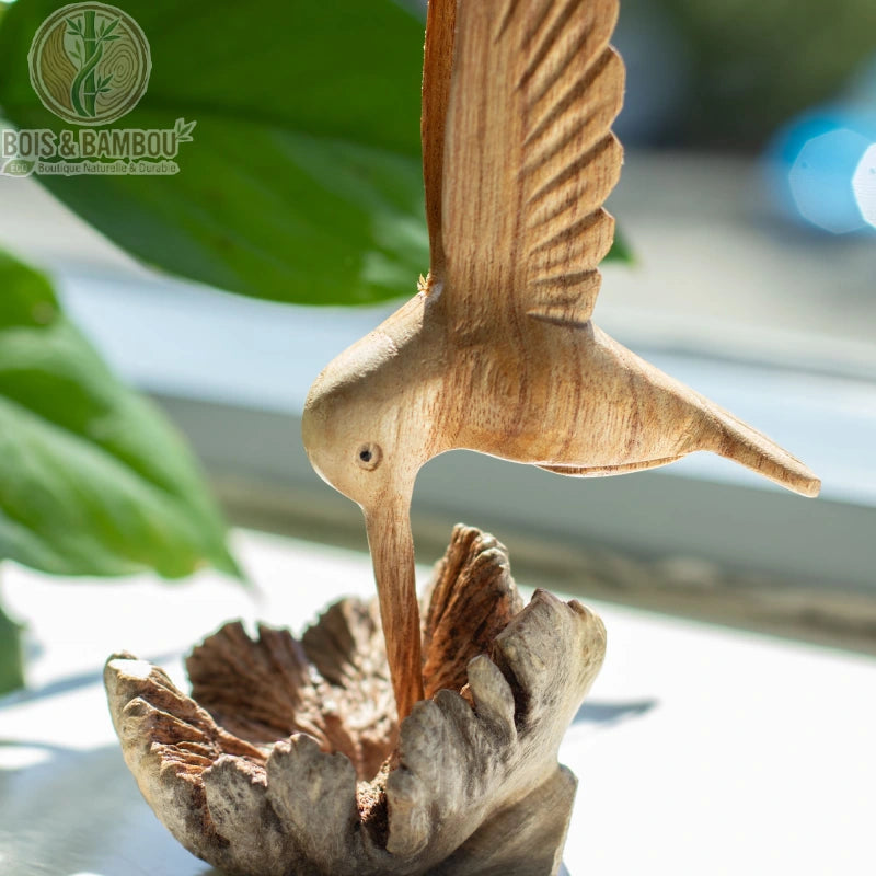 Sculpture Colibri en Bois Sculpté à la Main