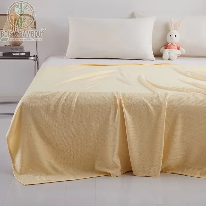 Couverture fibre de bambou coloris jaune pâle