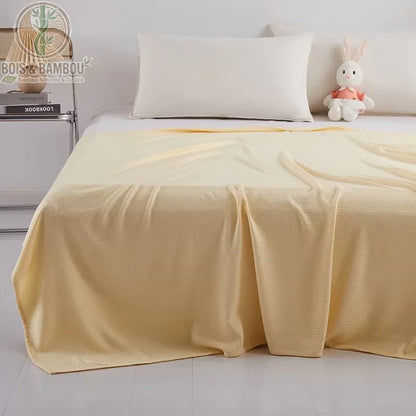 Couverture fibre de bambou coloris jaune pâle