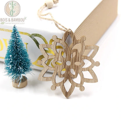 Suspension Noël bois ajouré motif flocon de neige mandala avec cordon chanvre