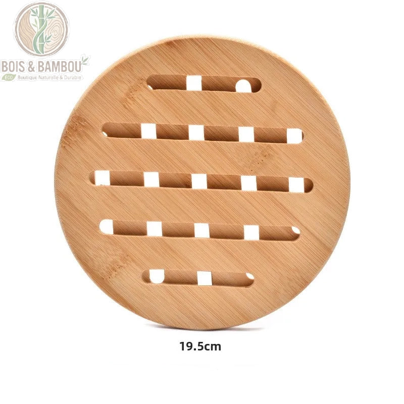 Dessous de Plat Rond en Bambou Ajouré, vue de face fond blanc avec dimension indiquée, bambou naturel non traité