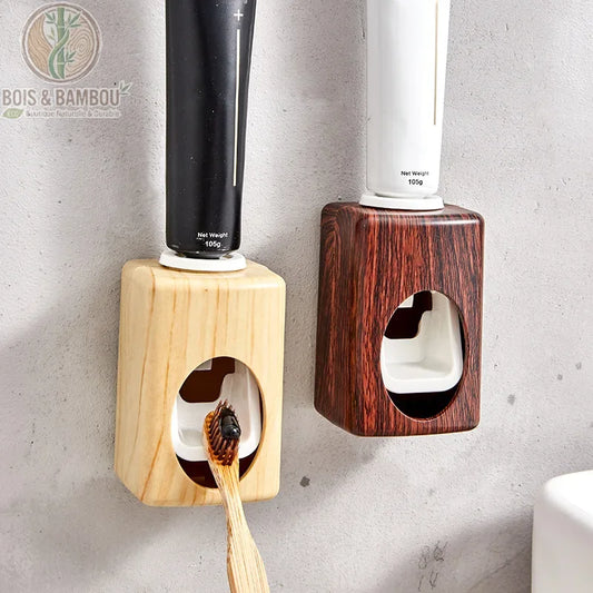 Distributeur automatique de dentifrice