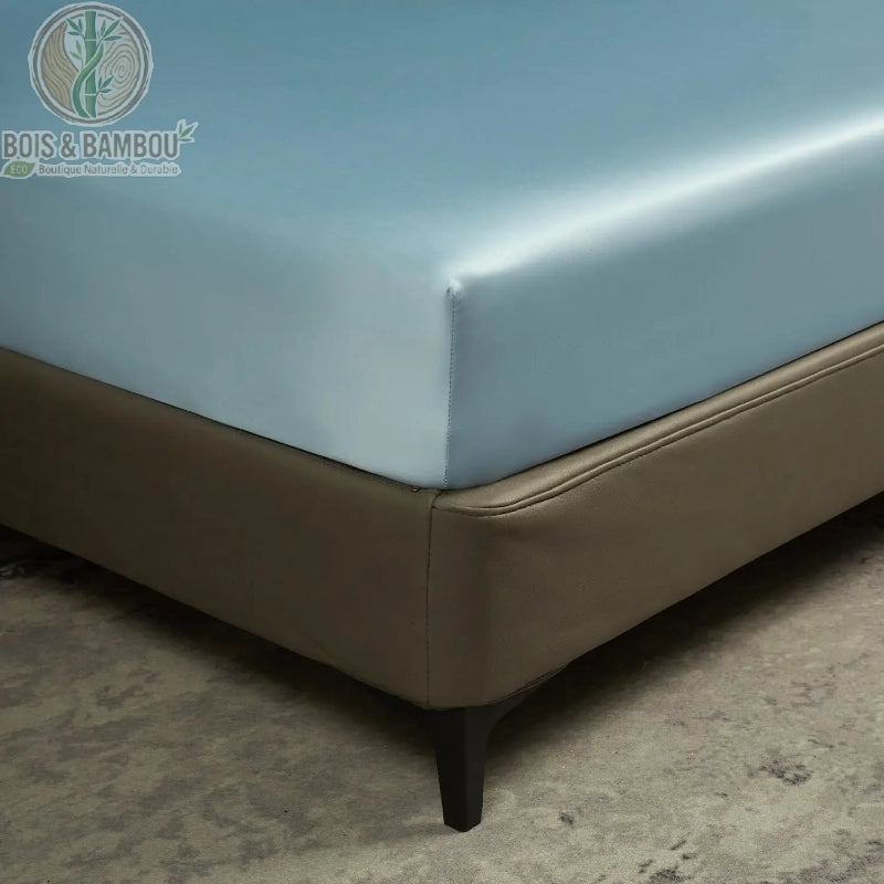 Détail texture fibre bambou bleu ciel drap-housse