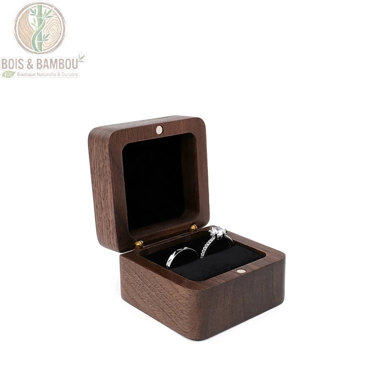 écrin bague bois noyer massif carré compact couvercle plein intérieur velours noir deux bagues