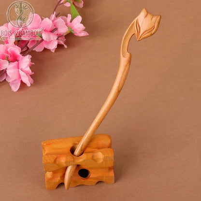 épingle cheveux bois pêcher sculptée motif feuille tulipe simple bois naturel beige clair