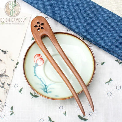 épingle à cheveux en U santal vert kaki modèle A fleur de cerisier sculptée