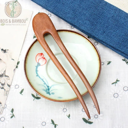 épingle à cheveux en U santal vert kaki modèle B tête ovale lisse sans ornement