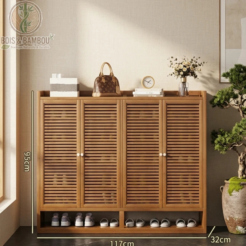 Etagere a chaussures en bambou au design japonais 95 117 32 avec quatre portes à lattes et espace de rangement inférieur.