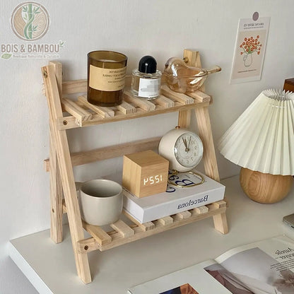 Etagere bambou 2 niveaux pliante 35 cm, petit meuble bois clair avec bougie, parfum et tasse, style scandinave. Bois et Bambou Eco.