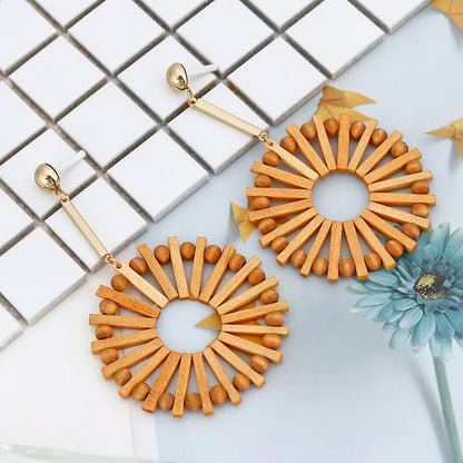 Boucles d'oreilles pendantes en rotin et bambou