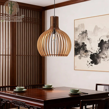 Suspension bois cage oiseaux au-dessus table repas ambiance japonaise