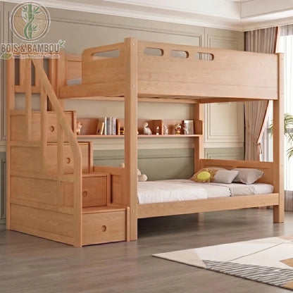Lit Superpose en Chene Rouge modele F : lit superposé haut de gamme en bois massif avec escalier cabinet à tiroirs et étagère à livres intégrée. Design robuste, sécurisé et fonctionnel.