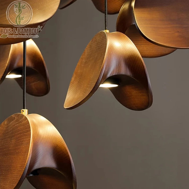Détail abat-jour bois massif lustre Spring Sprout finition artisanale grain naturel