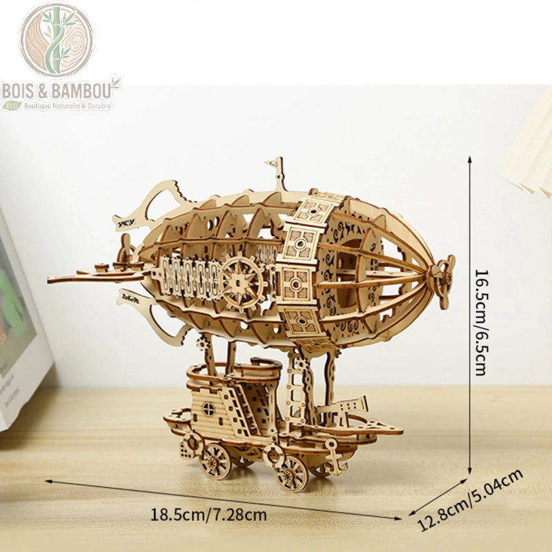 Maquette de dirigeable en bois