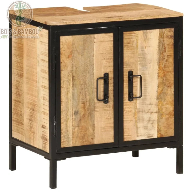Meuble Sous Évier en Manguier Brut : un meuble industriel alliant bois massif et métal noir. Design robuste avec découpe pour évacuation et grandes poignées pour un style authentique.