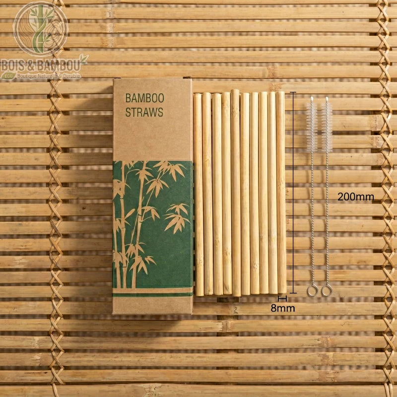 Pailles en Bambou Naturel Réutilisables Lot 10 Pailles Bambou Bio – lot présenté sur plateau bambou avec boîte verte, 10 pailles droites et 2 brosses de nettoyage.