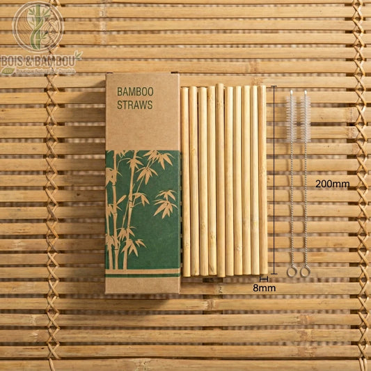 Pailles en Bambou Naturel Réutilisables Lot 10 Pailles Bambou Bio – lot présenté sur plateau bambou avec boîte verte, 10 pailles droites et 2 brosses de nettoyage.