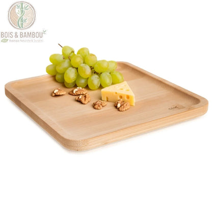 Petit Plateau Carré en Bambou 14x14 cm sur fond blanc, certifié contact alimentaire