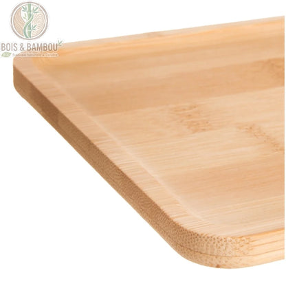 Petit Plateau Carré en Bambou 14x14 cm, vue en angle, bords arrondis et grain naturel du bambou