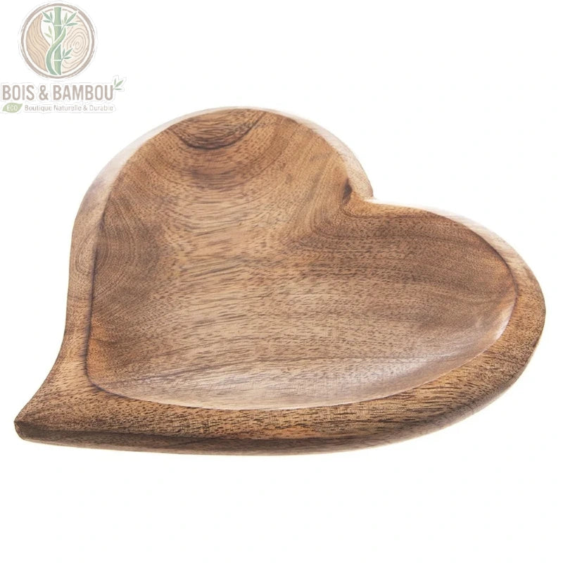 Plateau en Bois de Manguier Cœur, vue de face sur fond blanc, forme cœur sculptée à la main, veinage naturel brun chaud, bois non traité