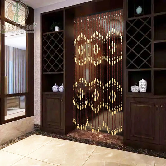 Rideau de porte perles zigzag bambou séparant deux pièces de style chinois