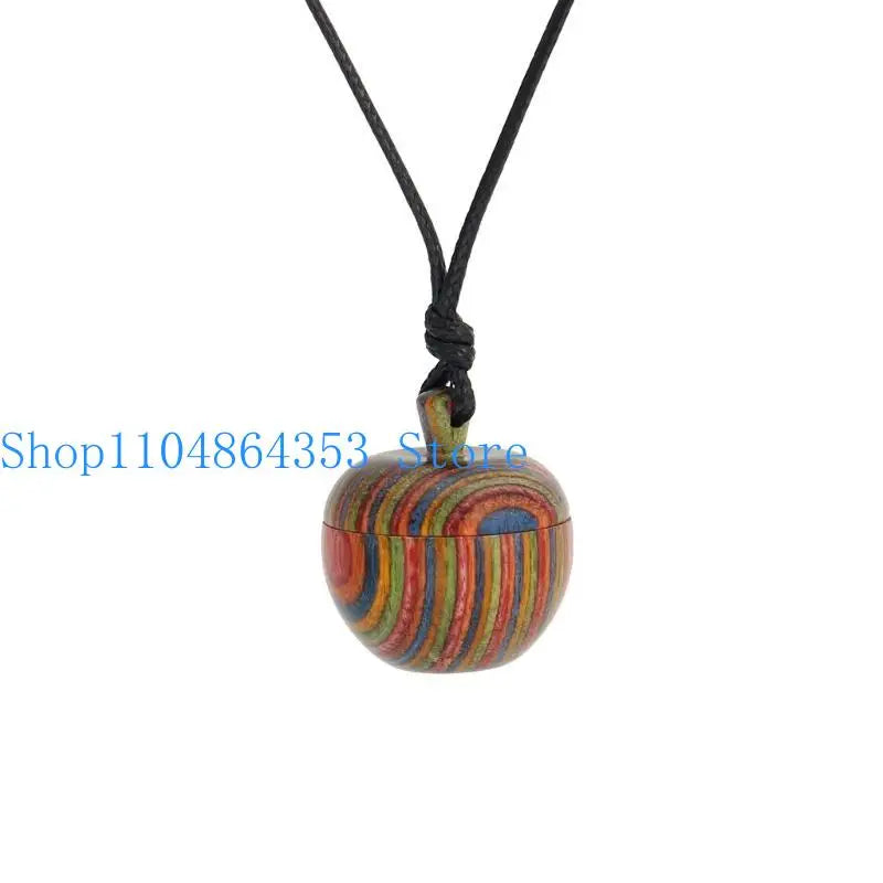 Collier pendentif gland en bois