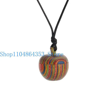 Collier pendentif gland en bois
