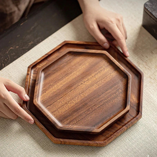 Assiette octogonale en bois d'acacia