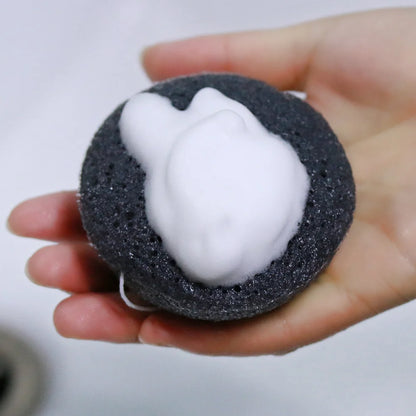 Éponge Konjac au charbon de bambou biologique