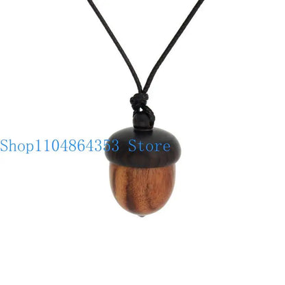 Collier pendentif gland en bois