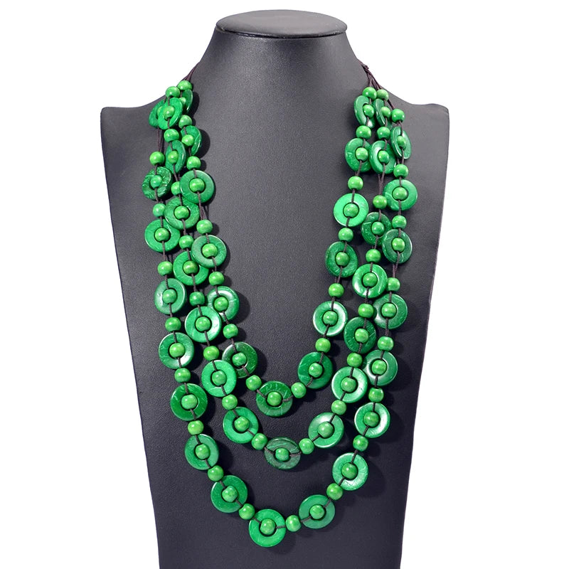 Collier multicouche en perles de bois