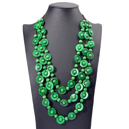 Collier multicouche en perles de bois