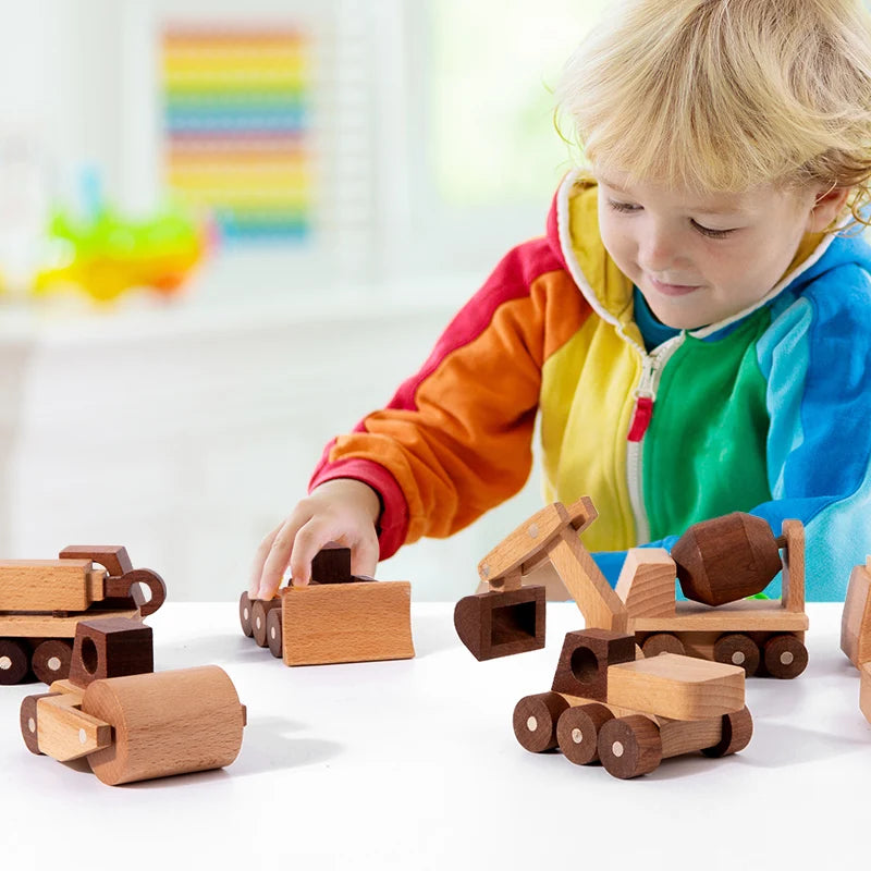 Voiture en bois de hêtre éducative