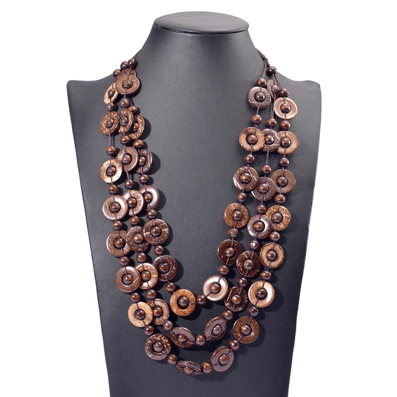 Collier multicouche en perles de bois