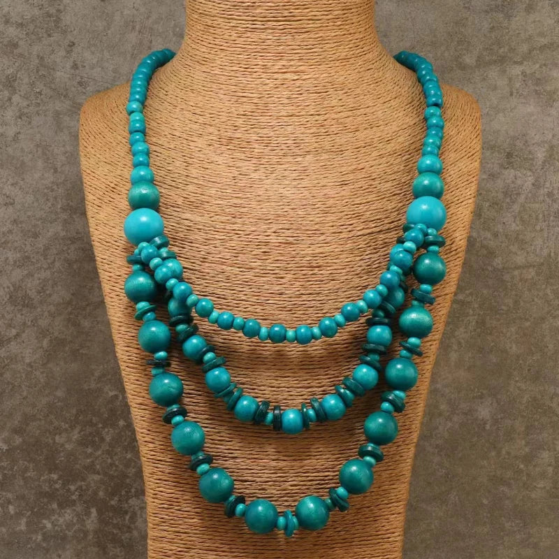 Long collier en perles de bois